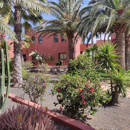 Oasis Tamarindo Poppins Pool E Terrace * Corralejo